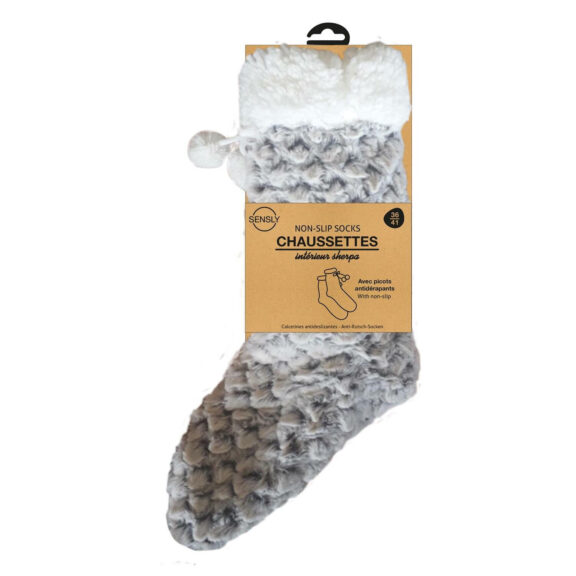 Kapcie/ bambosze z pomponami rozmiar